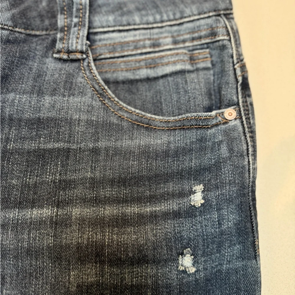 Democracy Women's Jeans - Picture 4 of 5